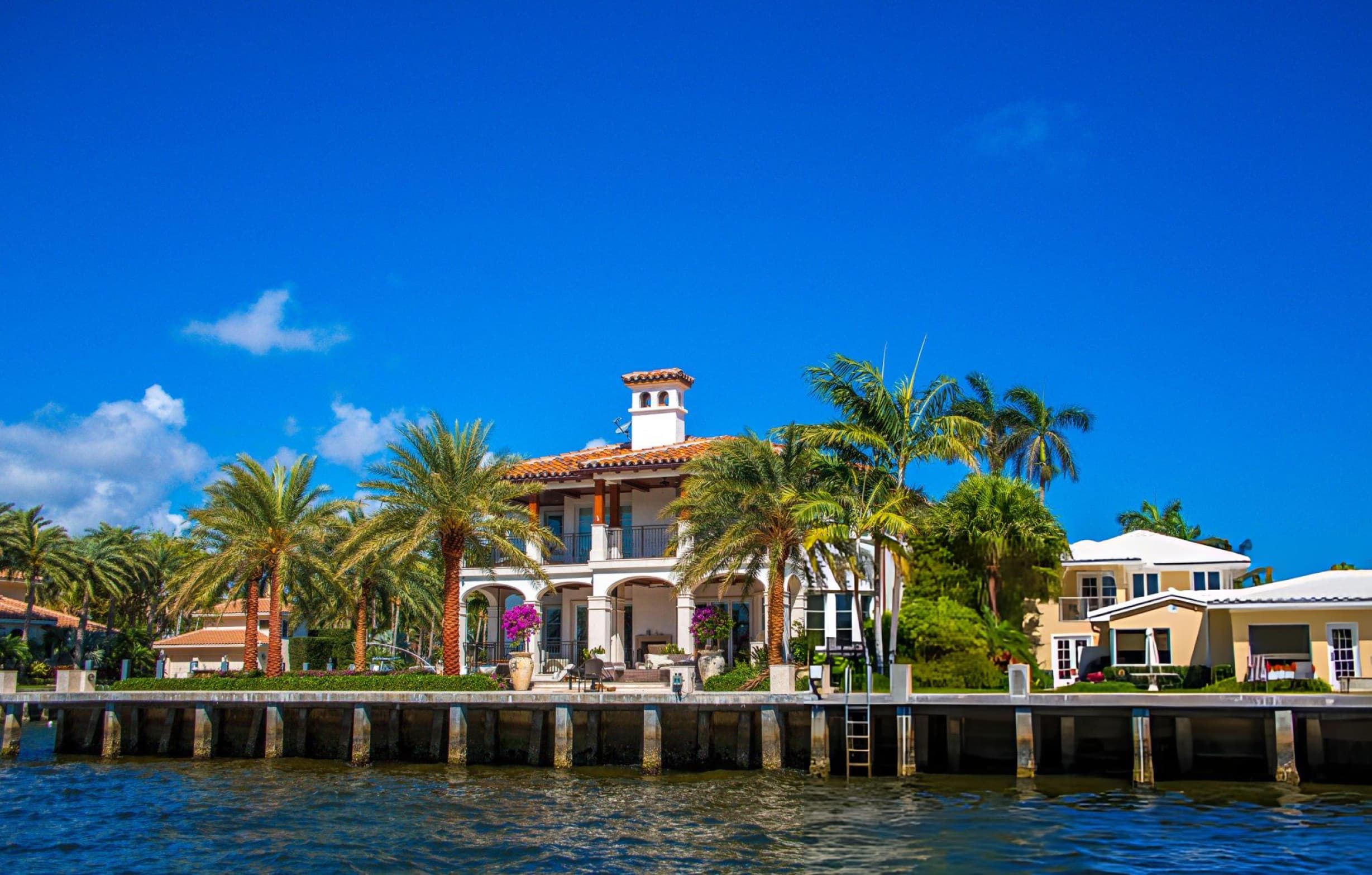 Luxurious waterfront home